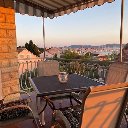 Apartments Maria Biograd Na Moru Bagian luar foto