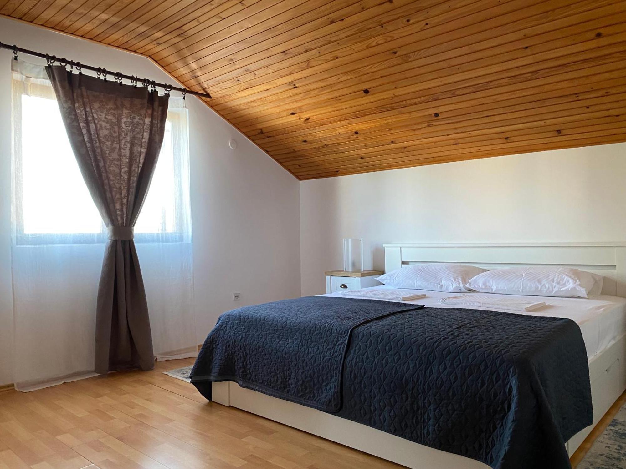 Apartments Maria Biograd Na Moru Bagian luar foto