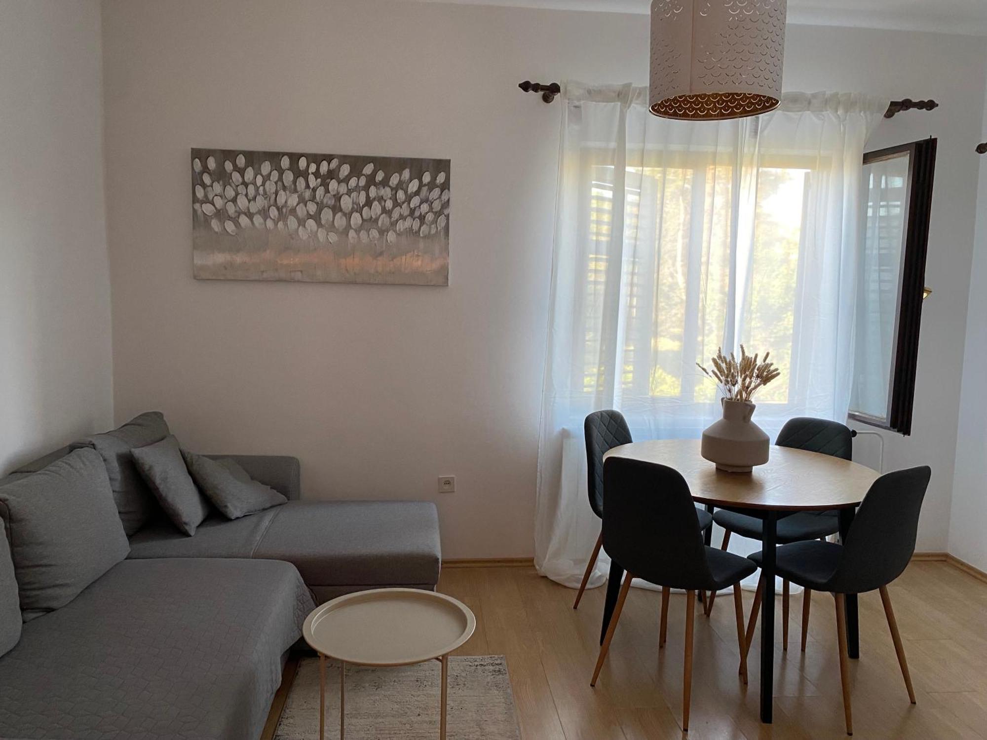 Apartments Maria Biograd Na Moru Bagian luar foto