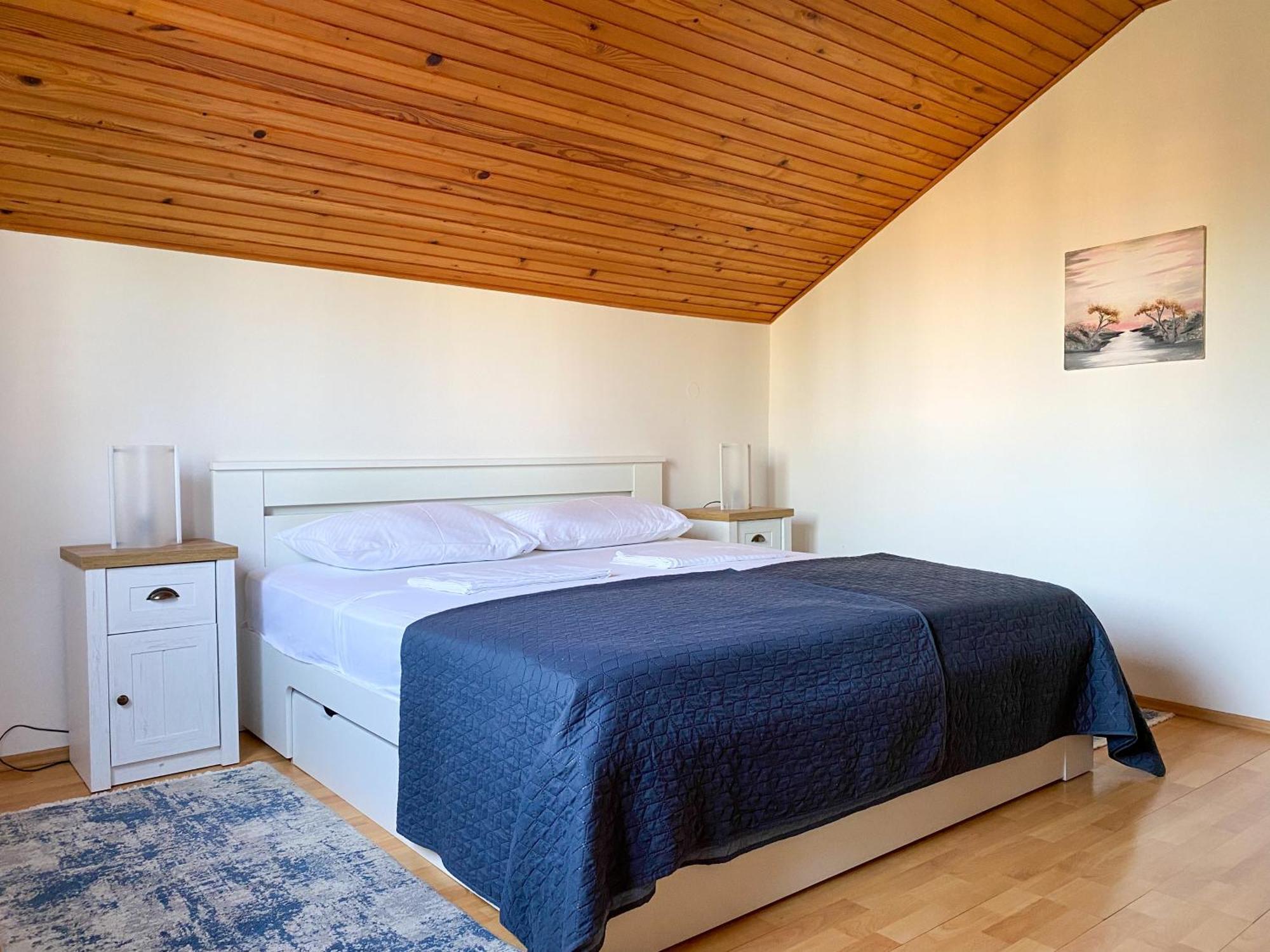 Apartments Maria Biograd Na Moru Bagian luar foto