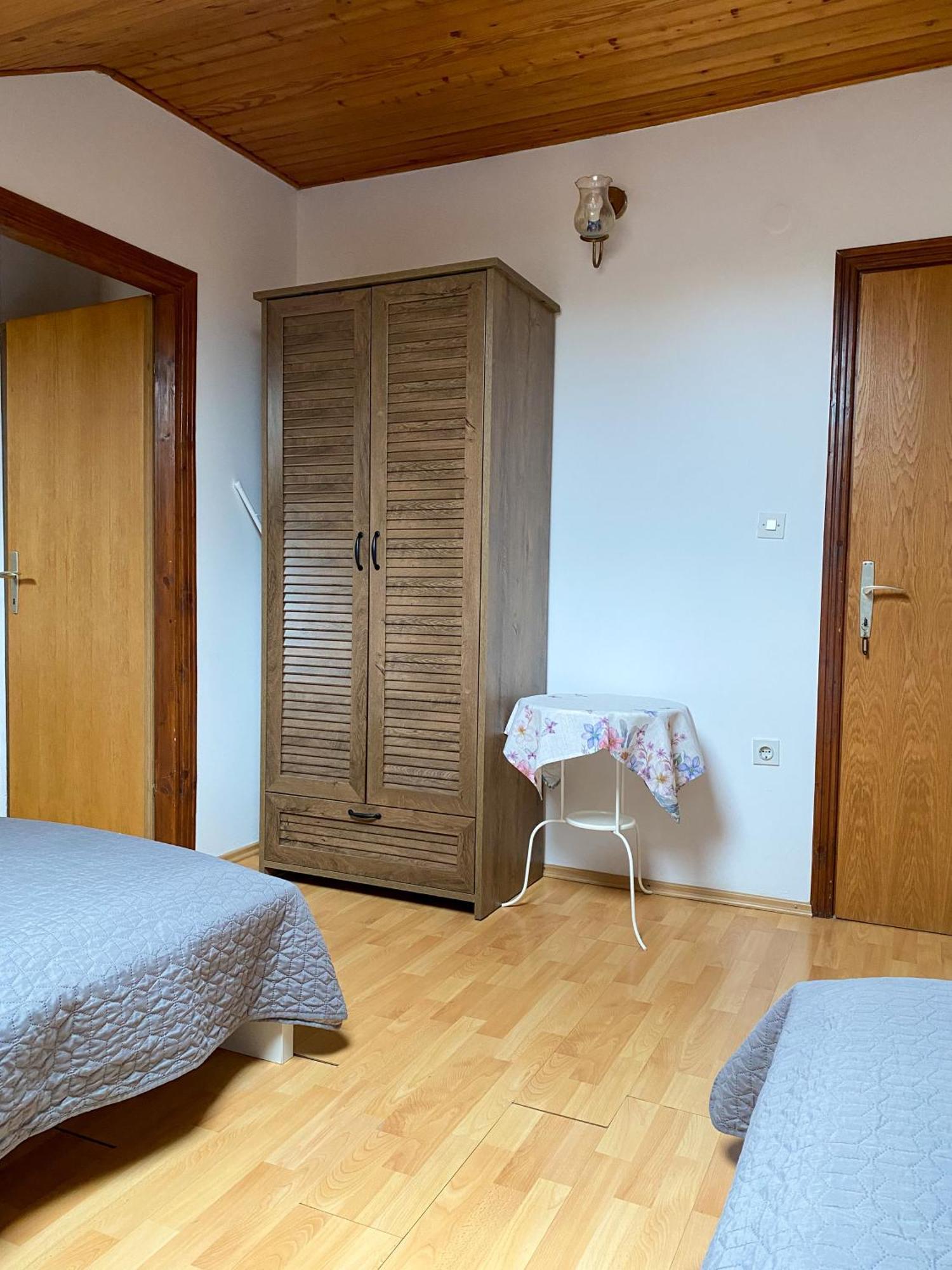 Apartments Maria Biograd Na Moru Bagian luar foto