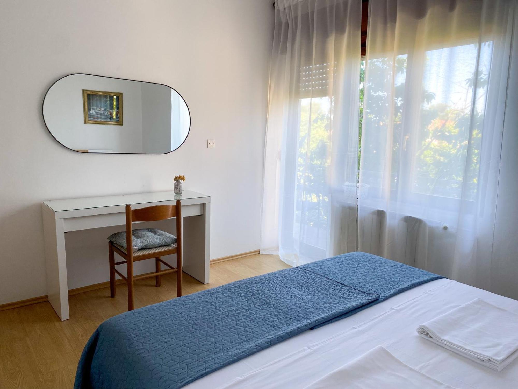 Apartments Maria Biograd Na Moru Bagian luar foto