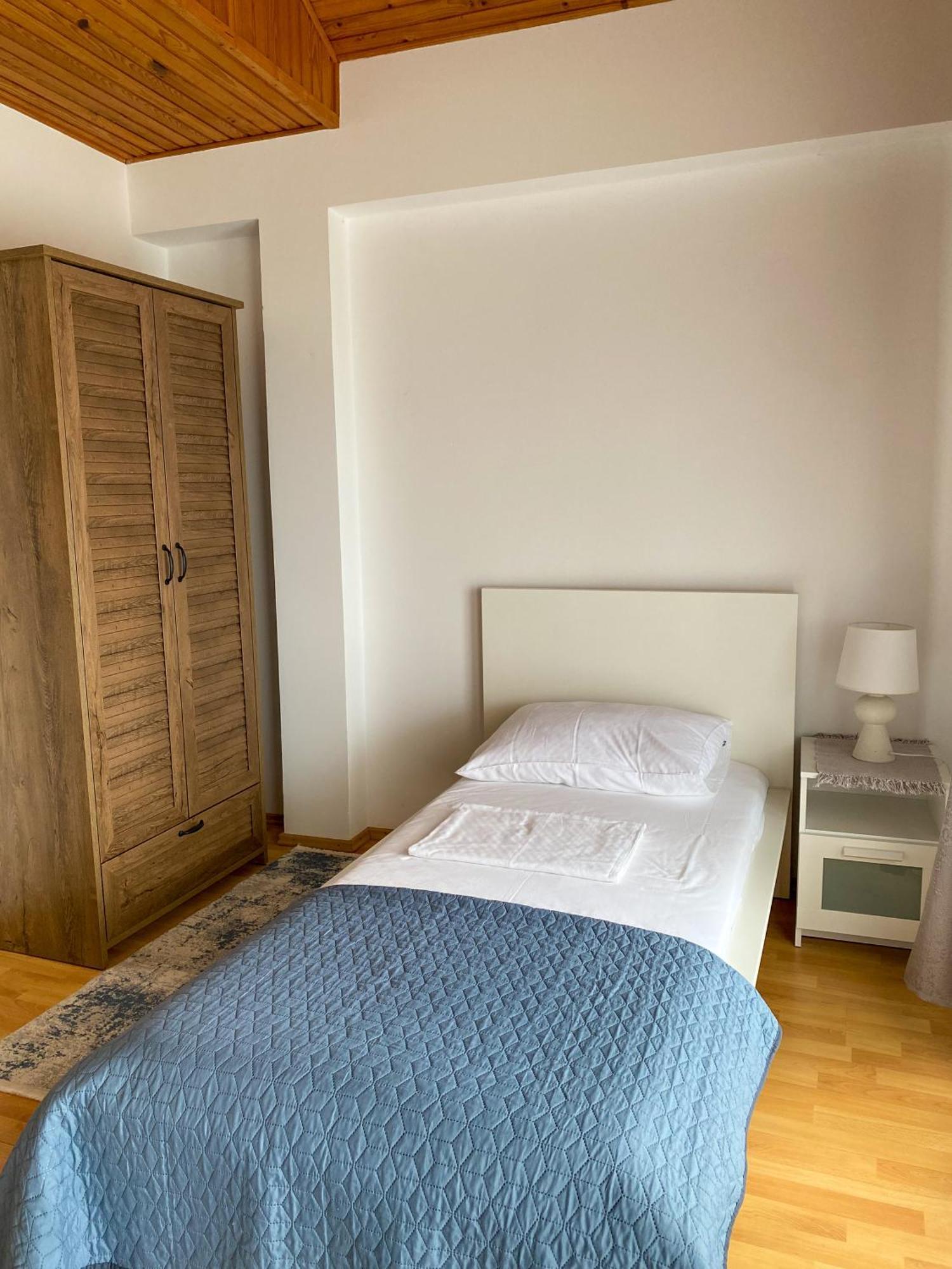 Apartments Maria Biograd Na Moru Bagian luar foto