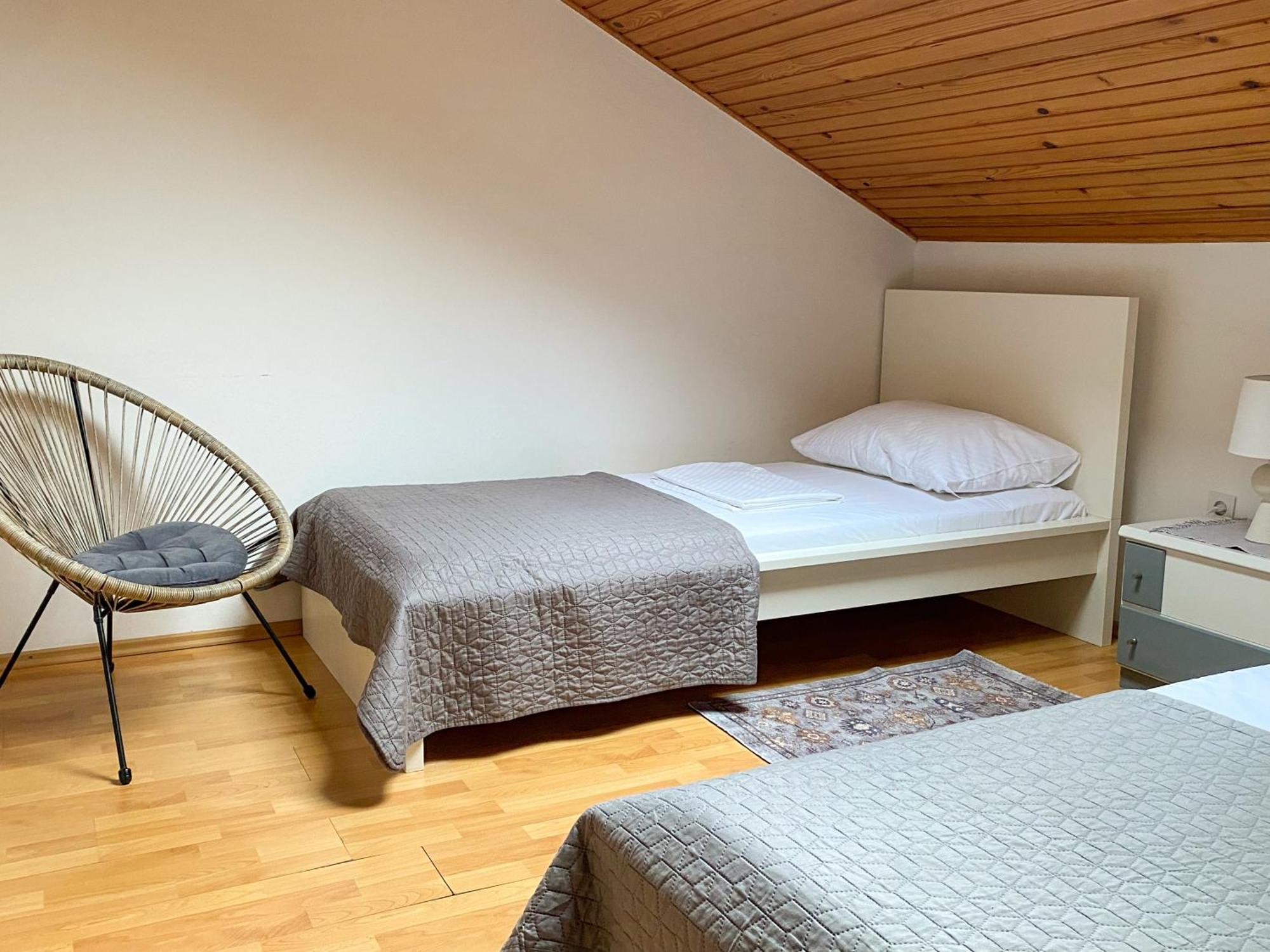 Apartments Maria Biograd Na Moru Bagian luar foto